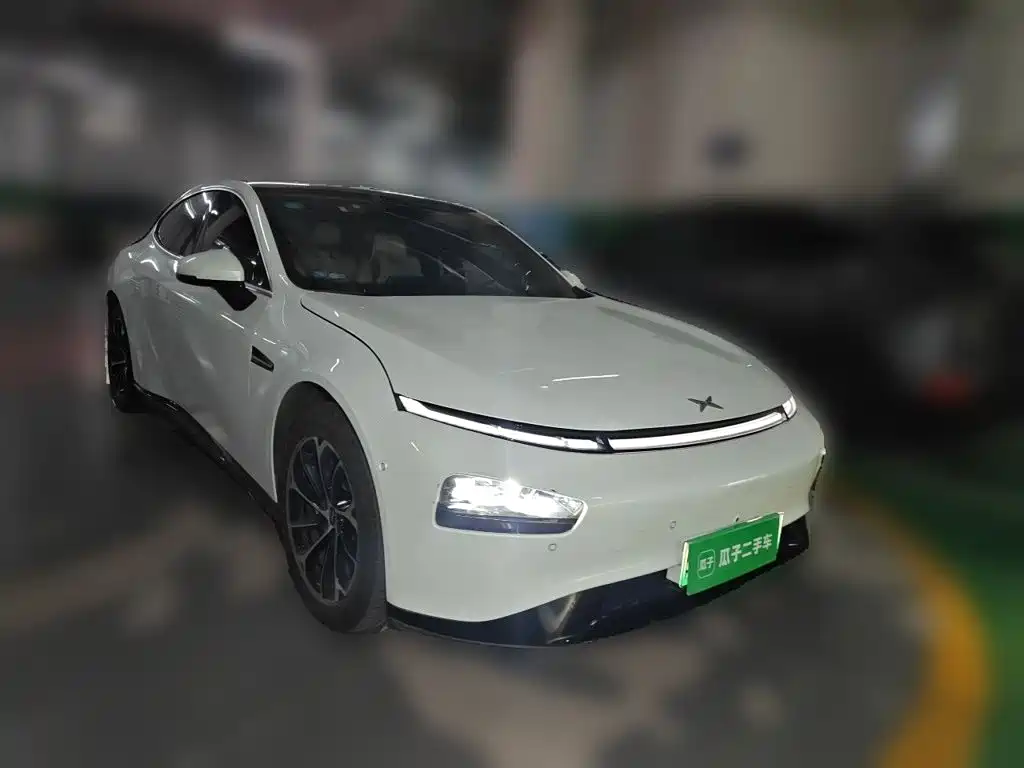 XPeng P7 — миниатюра 25