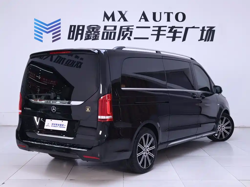 Mercedes-Benz V-Class — миниатюра 7