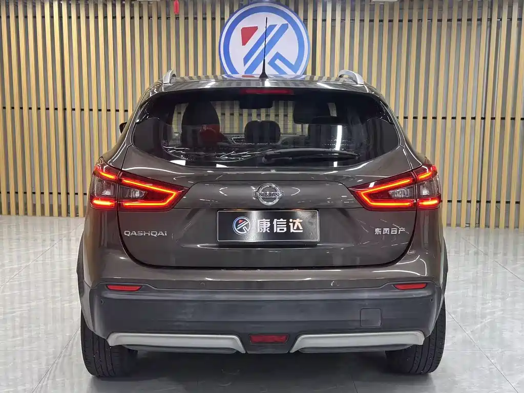 Nissan Qashqai — миниатюра 9