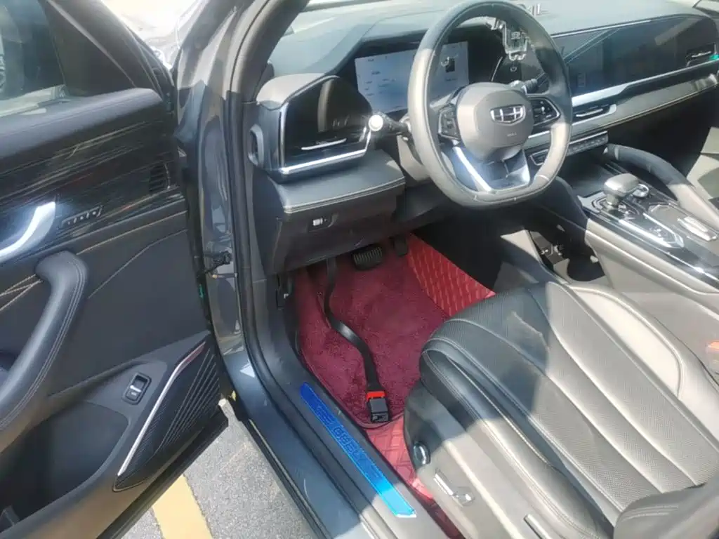 Geely Xingyue L — миниатюра 16
