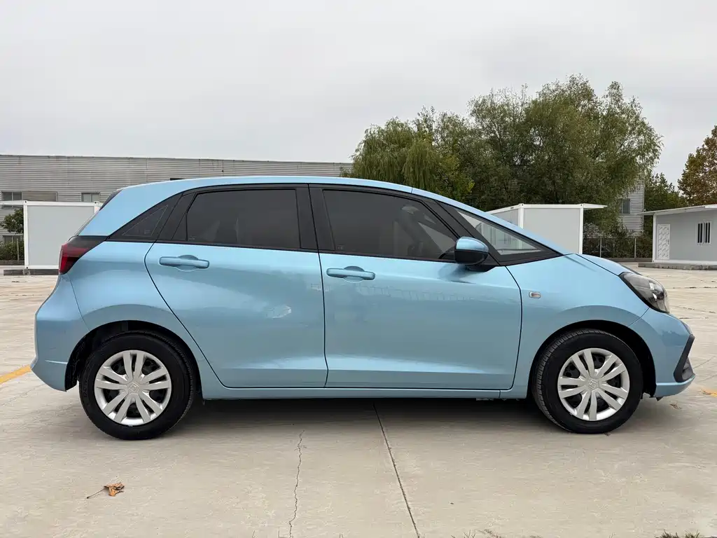 Honda Fit — миниатюра 7