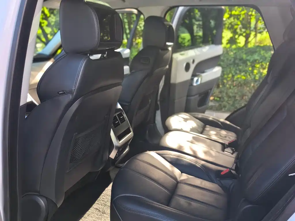 Land Rover Sport — миниатюра 8