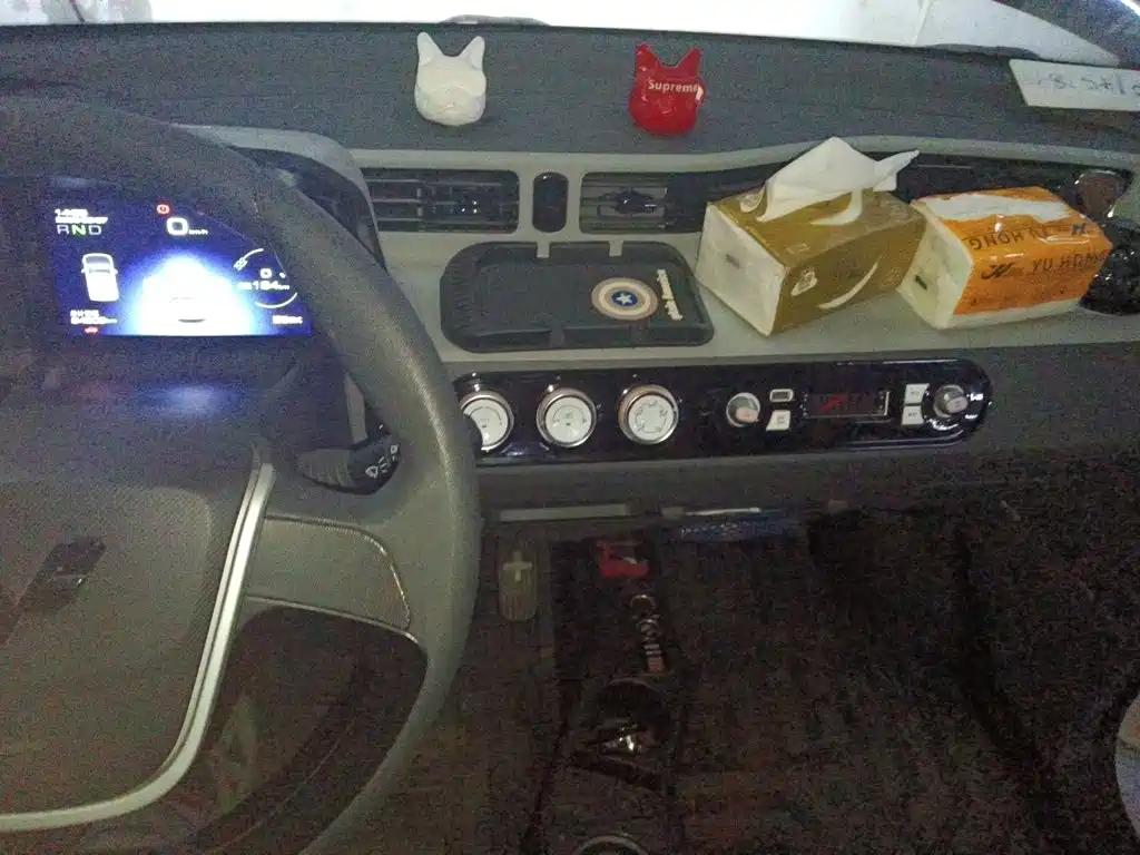 Wuling MINIEV — миниатюра 10