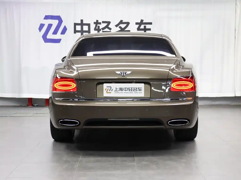 Bentley Flying Spur — миниатюра 4