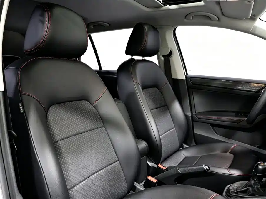 Volkswagen Santana — миниатюра 8