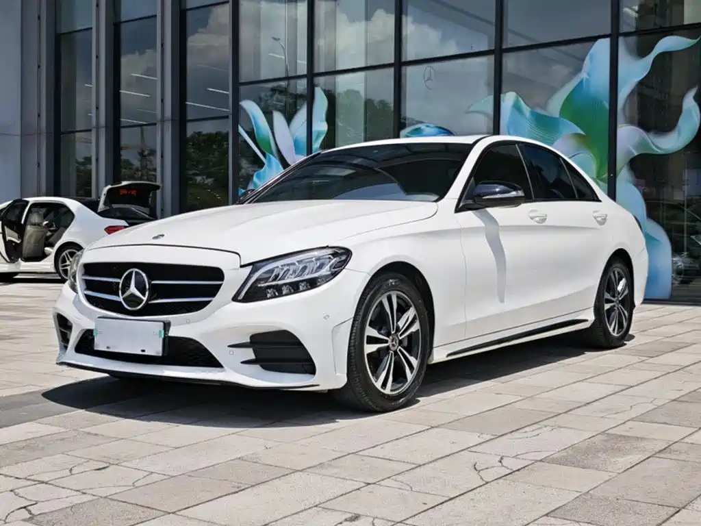 Mercedes-Benz C-Class — миниатюра 3