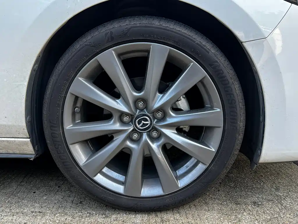 Mazda 3 Axela — миниатюра 6