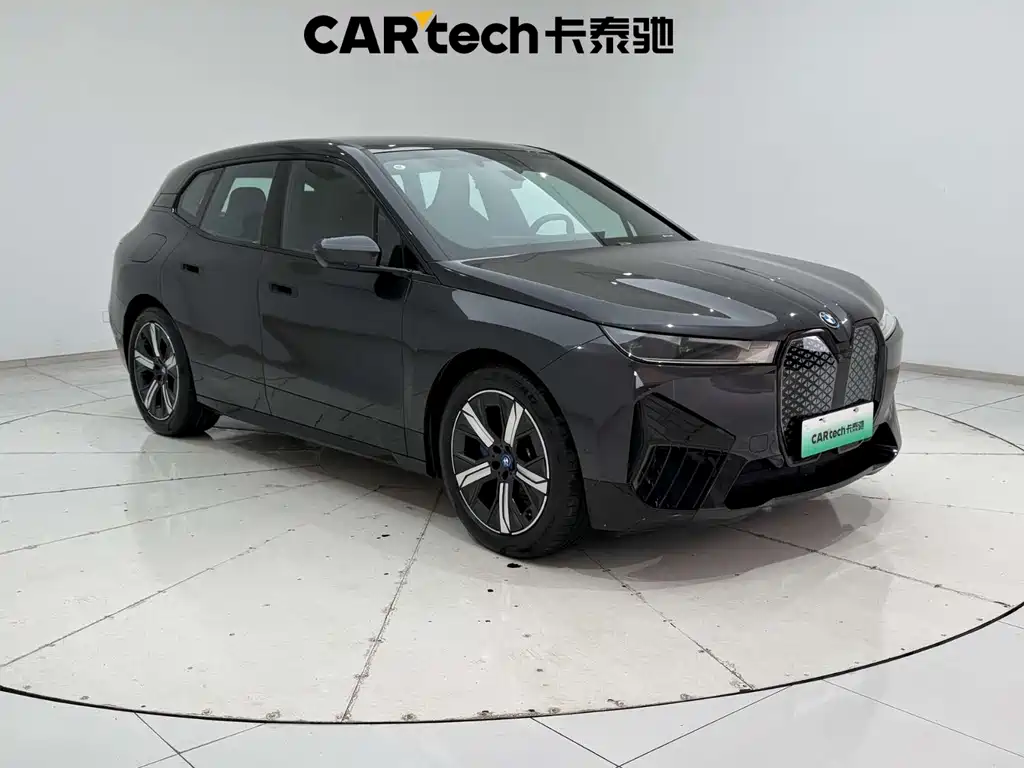 BMW iX 2022 xDrive40