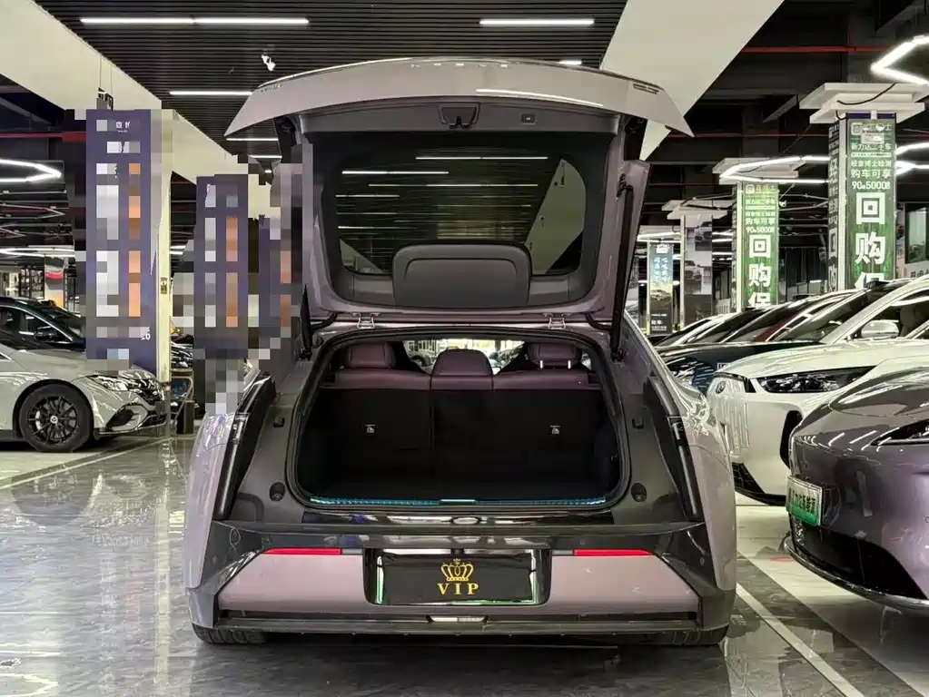 XPeng P7 — миниатюра 15