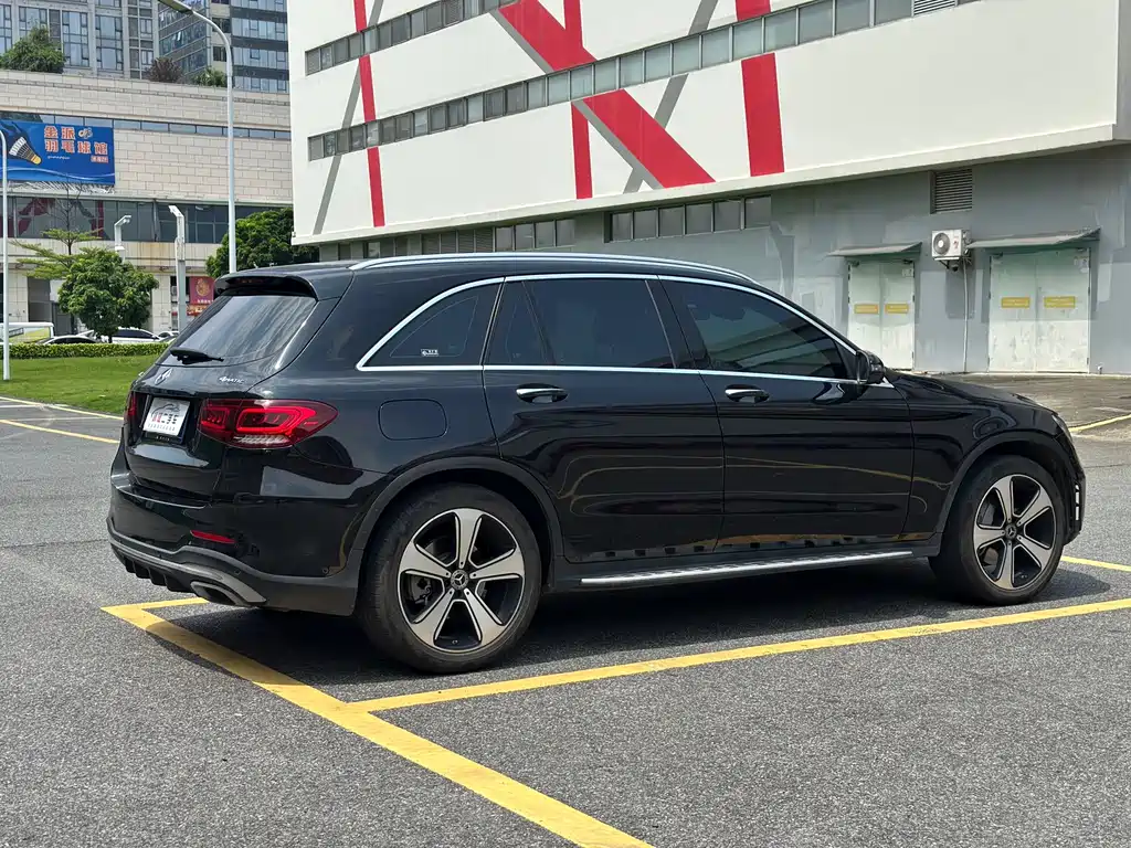 Mercedes-Benz GLC — миниатюра 21