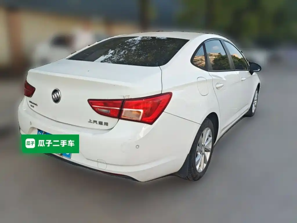 Buick Verano — миниатюра 4