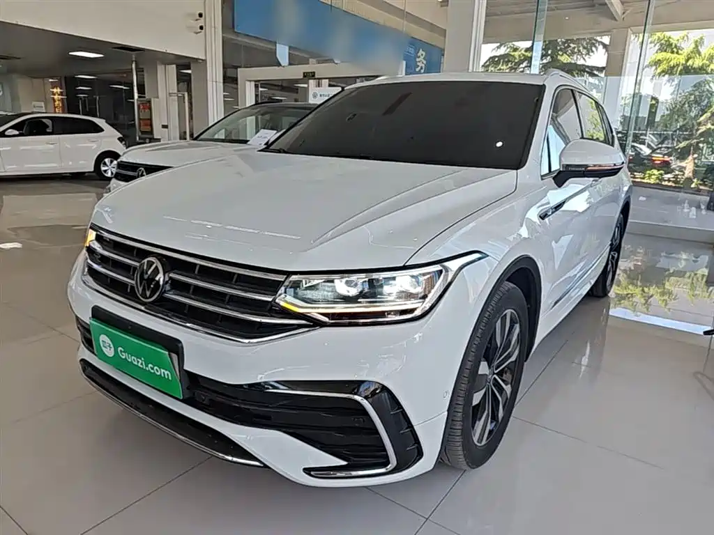 Volkswagen Tiguan L 2024