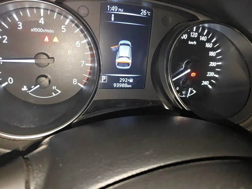Nissan Qashqai — миниатюра 8