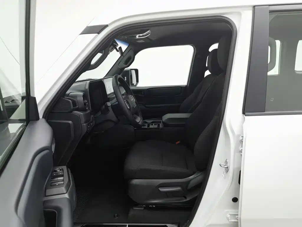 Toyota Prado — миниатюра 10