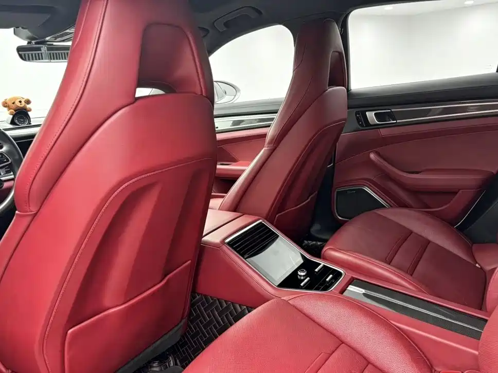 Porsche Panamera — миниатюра 6