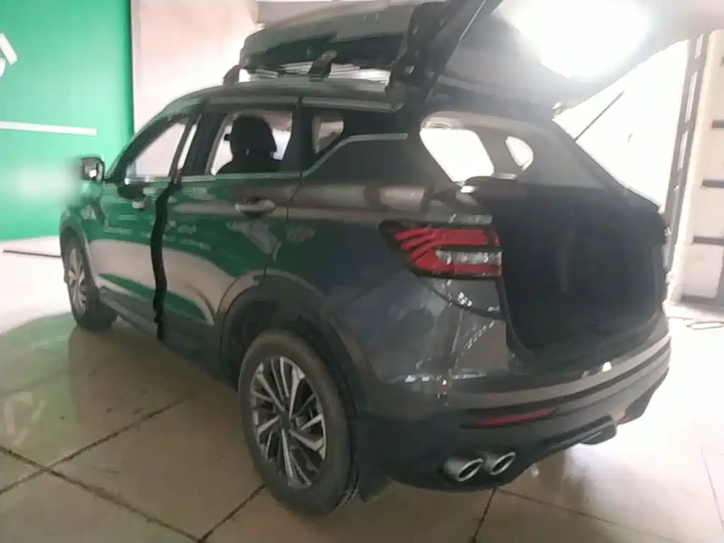 Geely Binyue — миниатюра 5