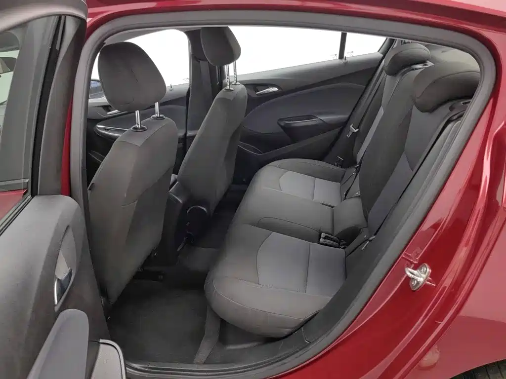 Chevrolet Cruze — миниатюра 15