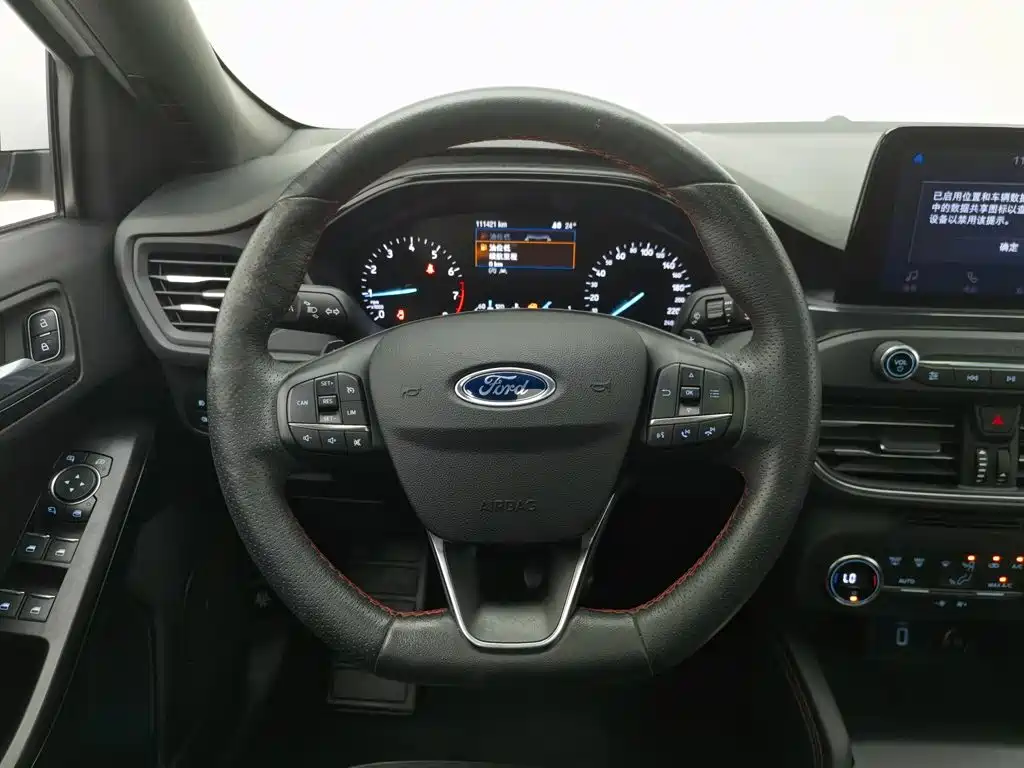 Ford Focus — миниатюра 11