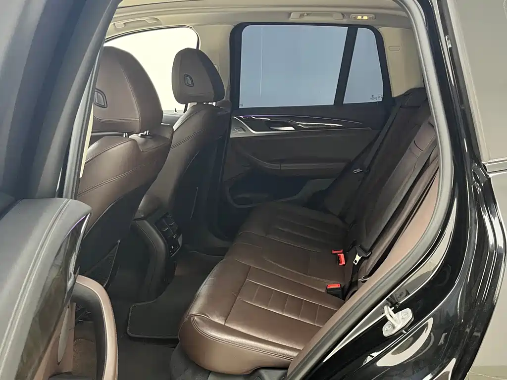 BMW X3 — миниатюра 10