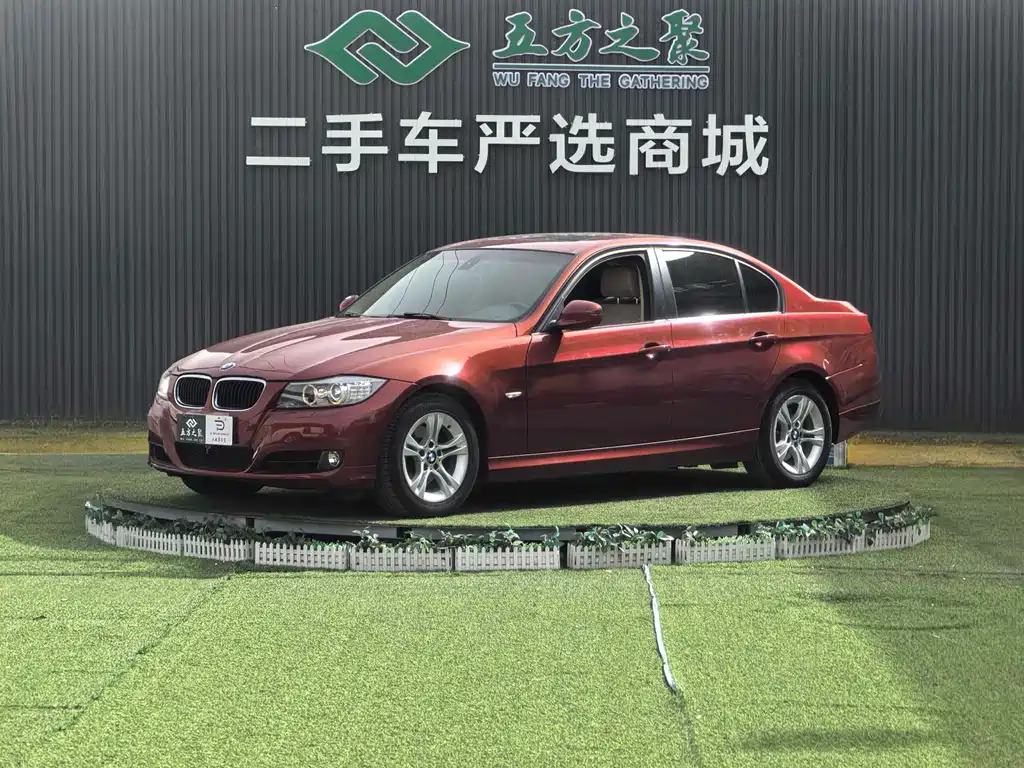 BMW 3 Series (Import) 2012