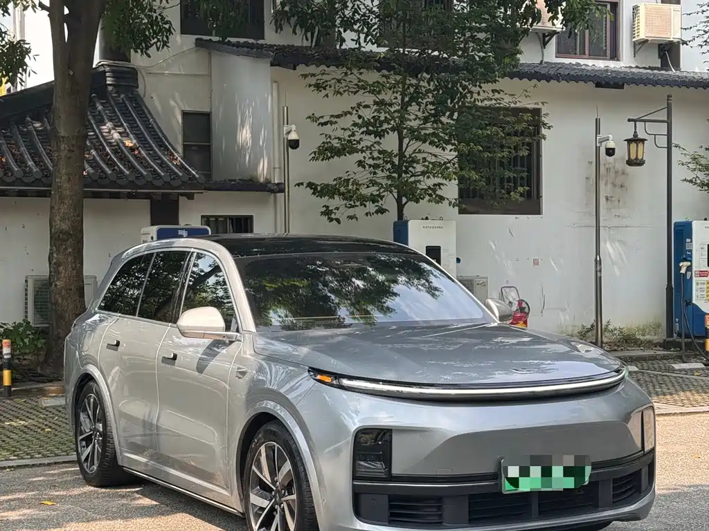 Li Auto Li L8 — миниатюра 3