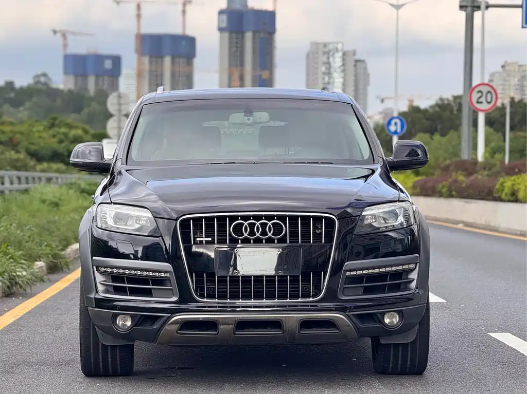 Audi Q7 — миниатюра 2