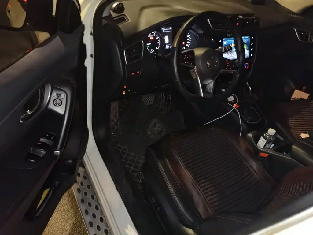 Nissan Qashqai — миниатюра 12