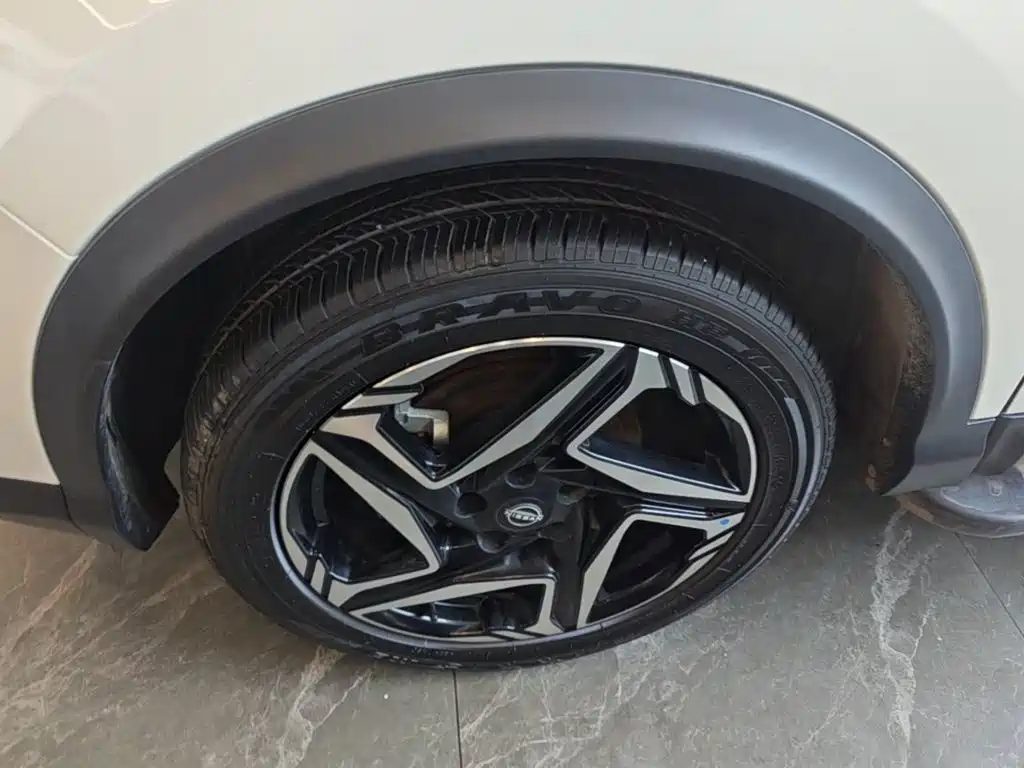 Nissan Qashqai — миниатюра 23
