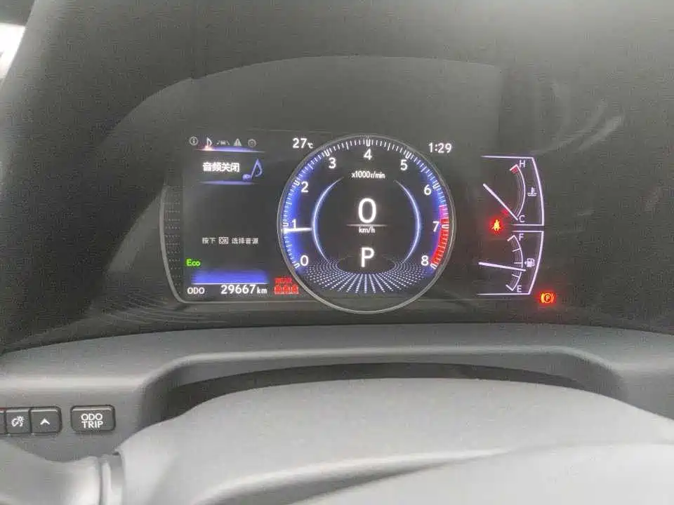 Lexus ES — миниатюра 9