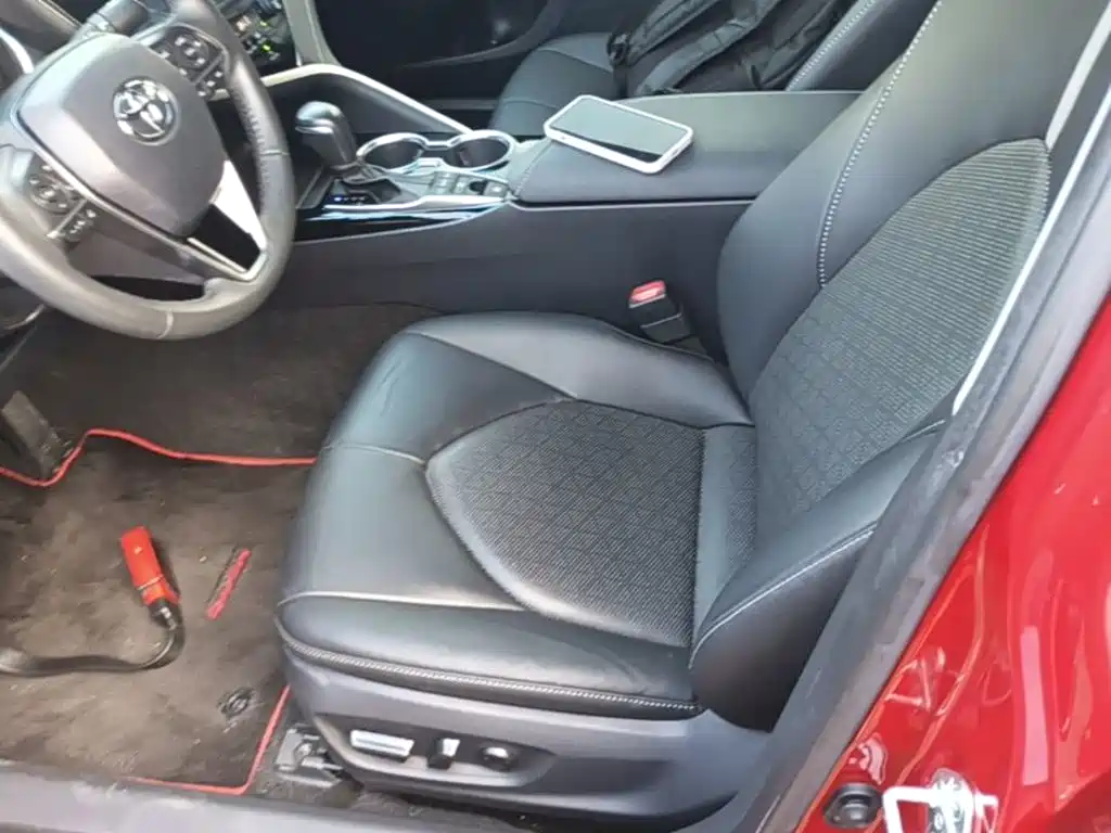 Toyota Camry — миниатюра 15