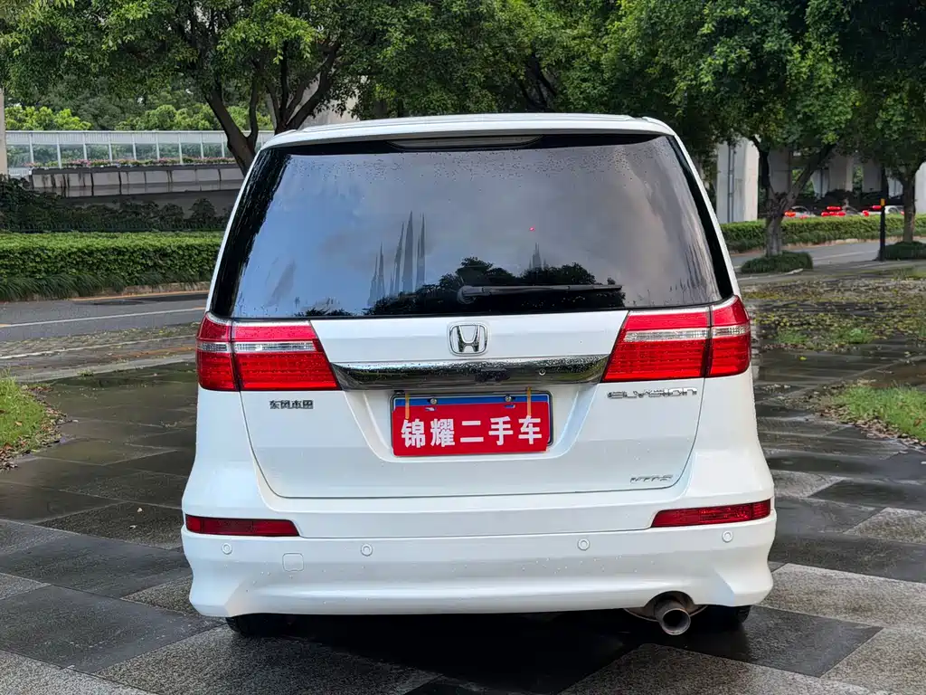 Honda Elysion — миниатюра 8