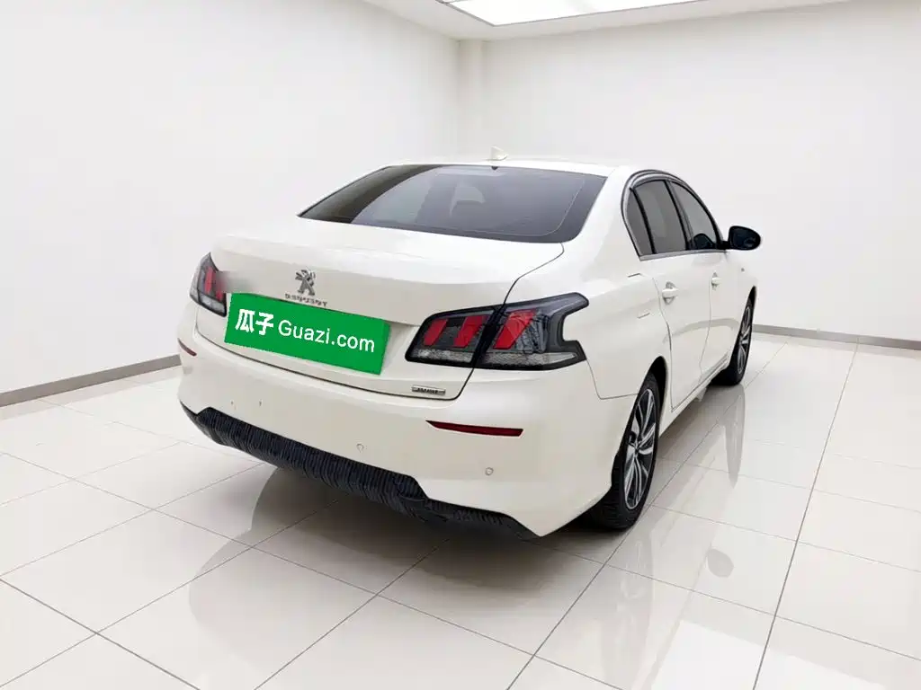 Peugeot 408 — миниатюра 6