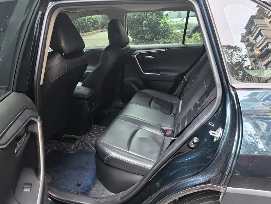 Toyota Wildlander — миниатюра 11