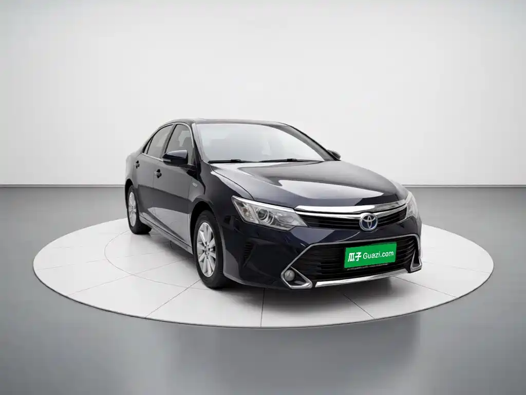 Toyota Camry — миниатюра 23