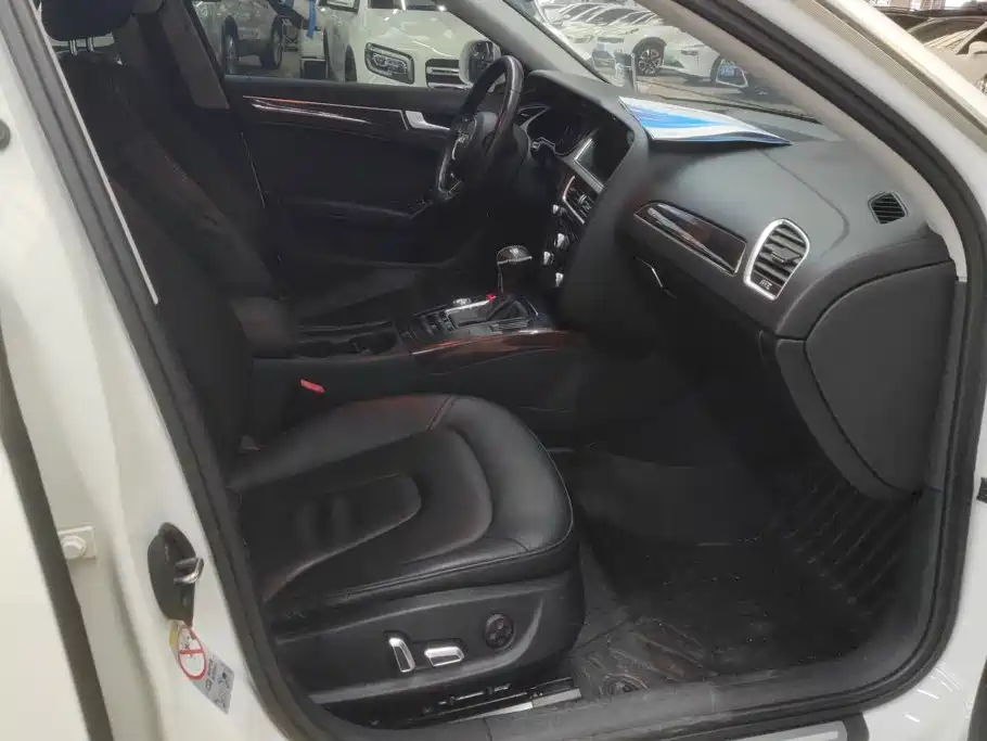 Audi A4L — миниатюра 8