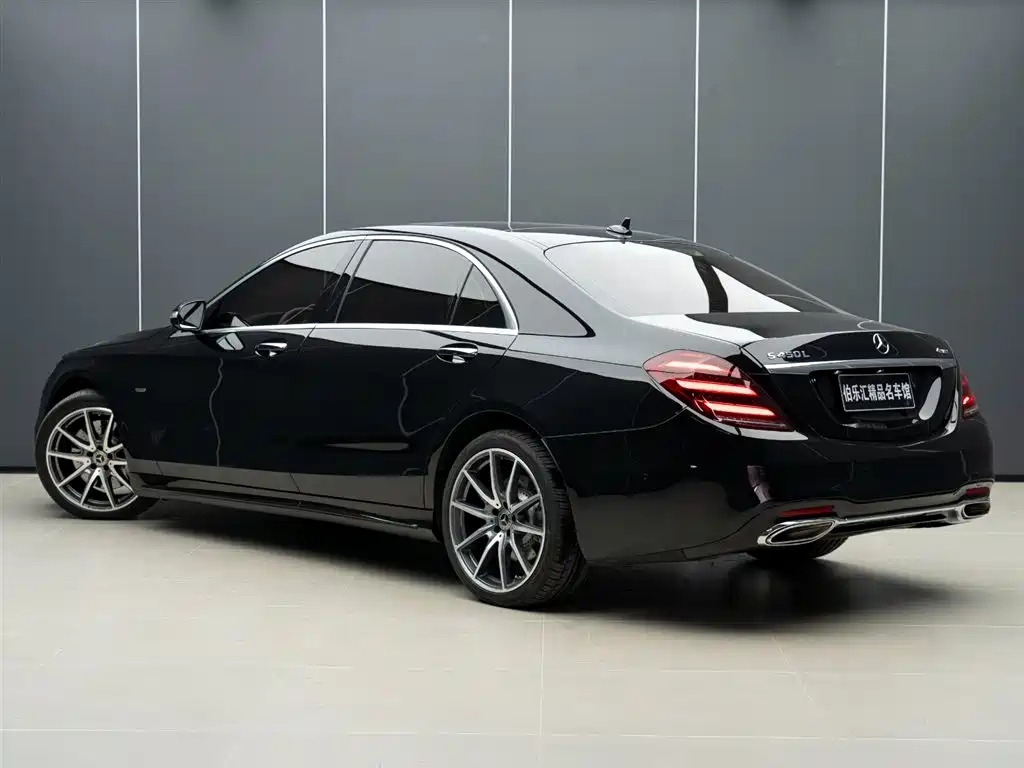 MERCEDES-BENZ S CLASS