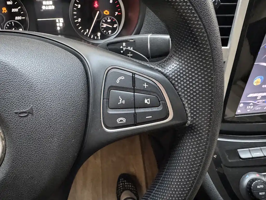 Mercedes-Benz Vito — миниатюра 20