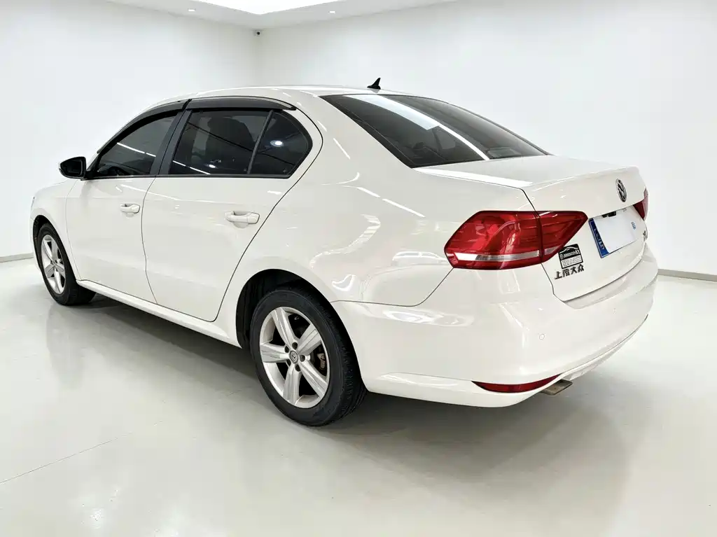 Volkswagen Lavida — миниатюра 7