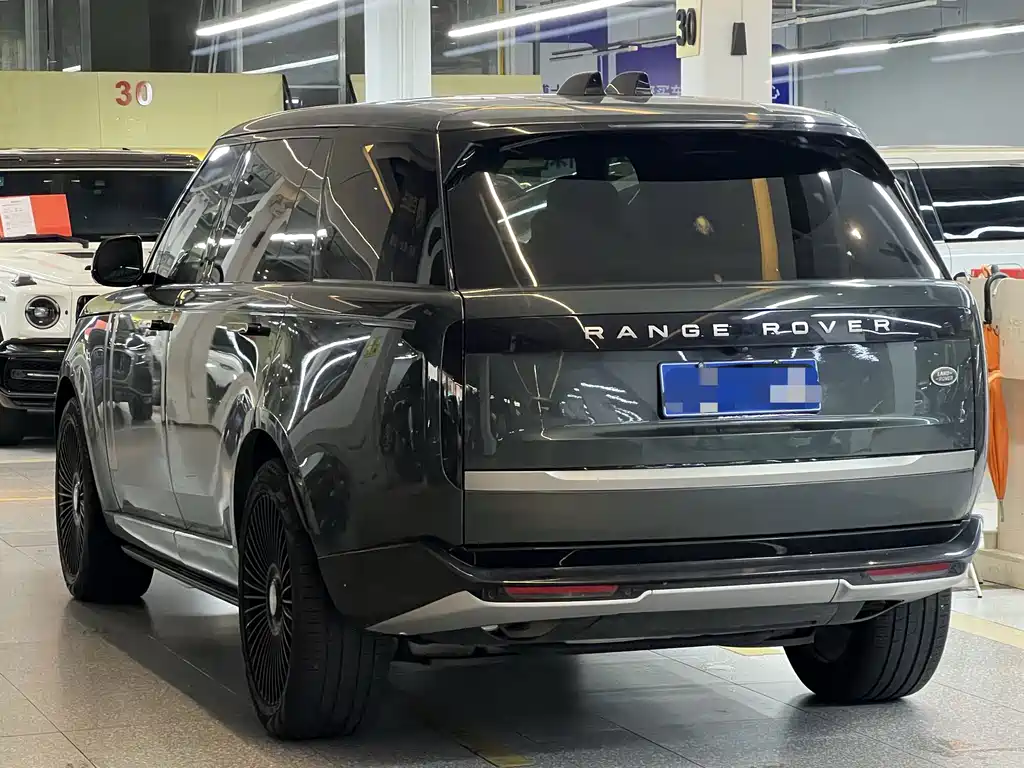 Land Rover Range Rover — миниатюра 6