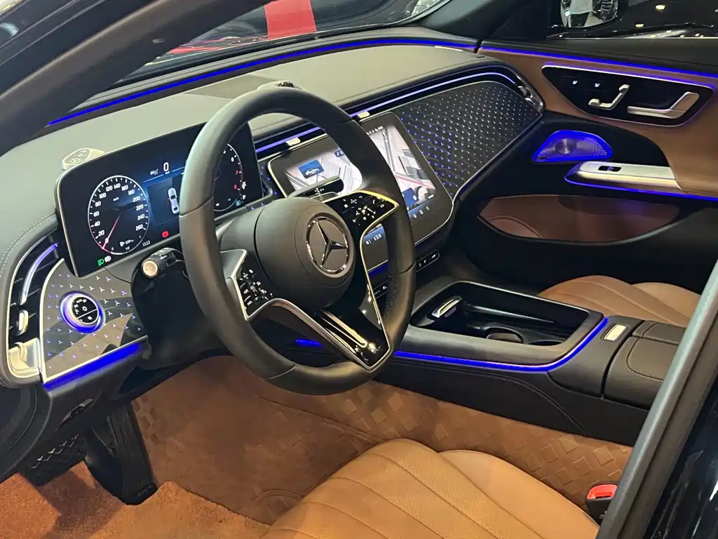 Mercedes-Benz E-Class — миниатюра 10