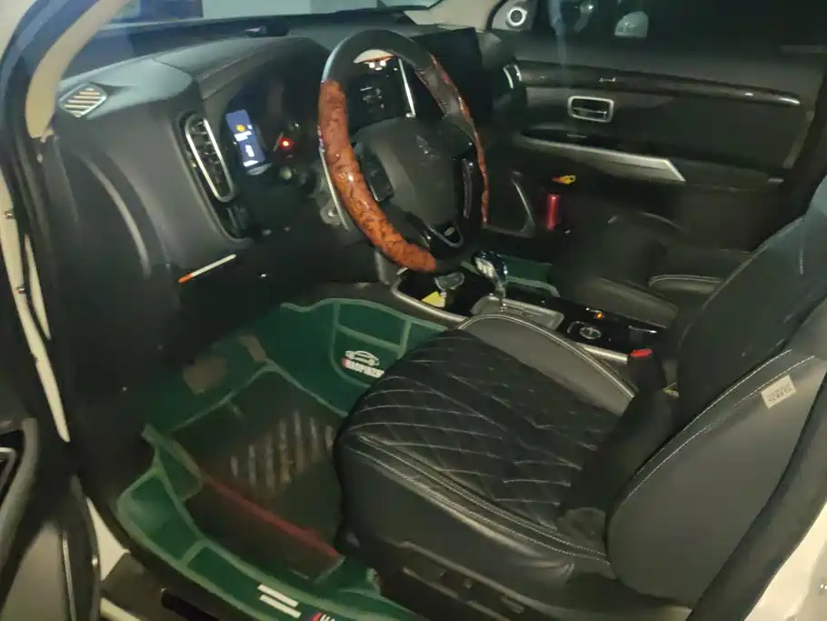 Mitsubishi Outlander — миниатюра 9