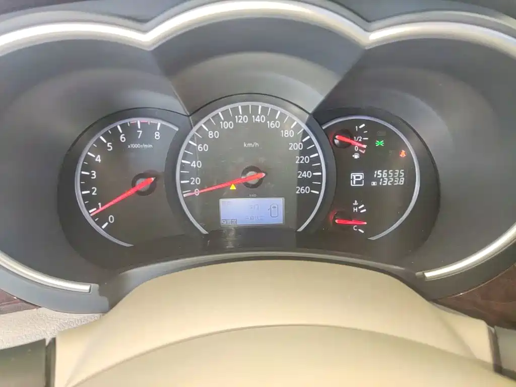Nissan Quest — миниатюра 12