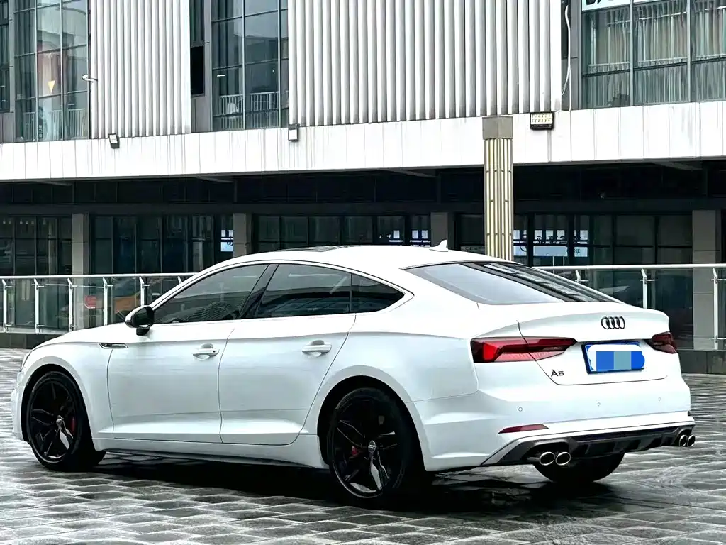 Audi A5 (Import) — миниатюра 10