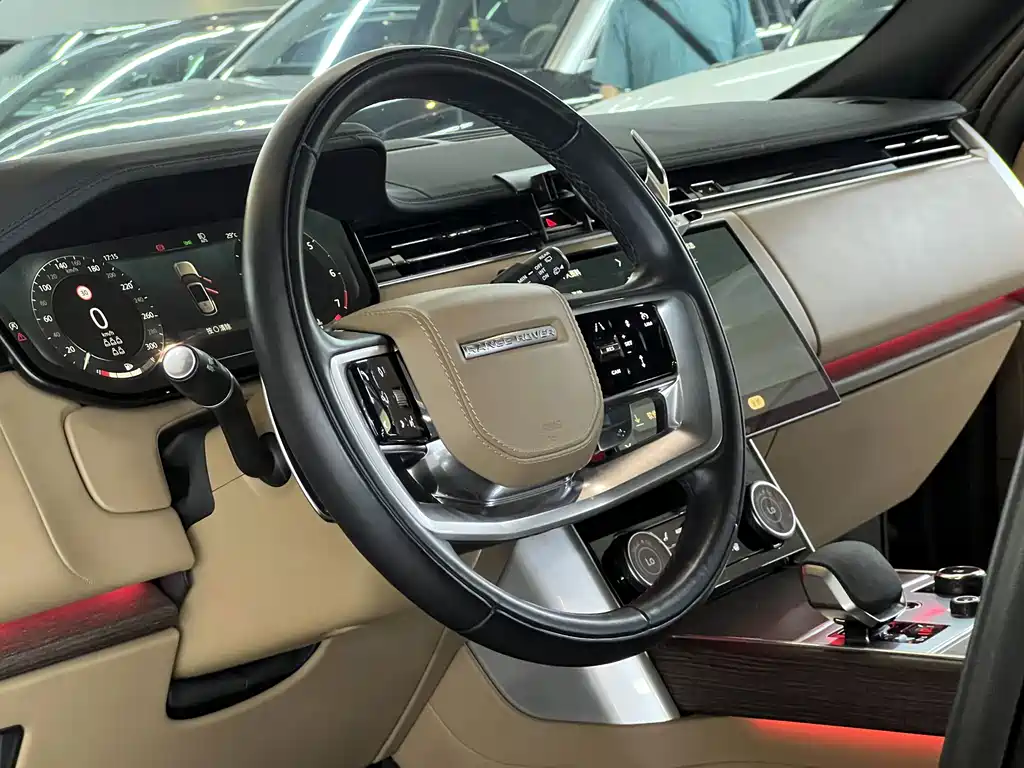 Land Rover Range Rover — миниатюра 13