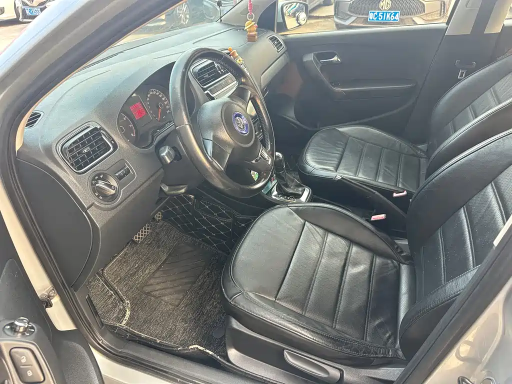 Volkswagen Polo — миниатюра 2