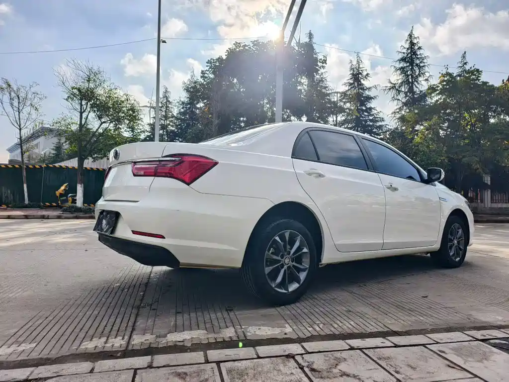 BYD QIN