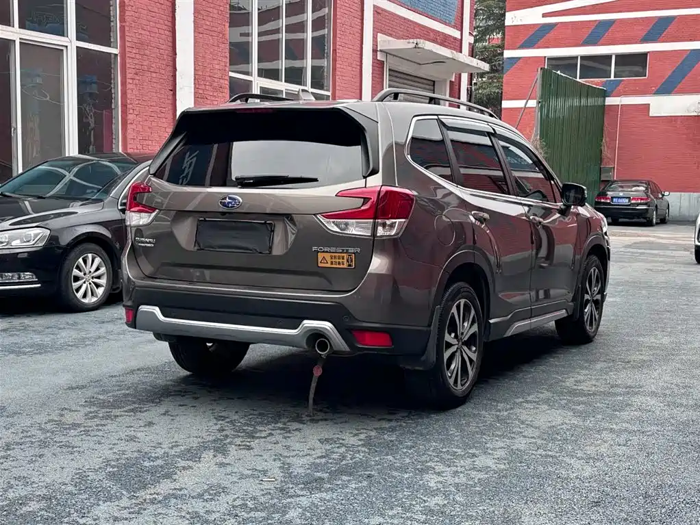 SUBARU FORESTER