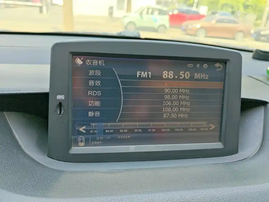 Peugeot 308 — миниатюра 13