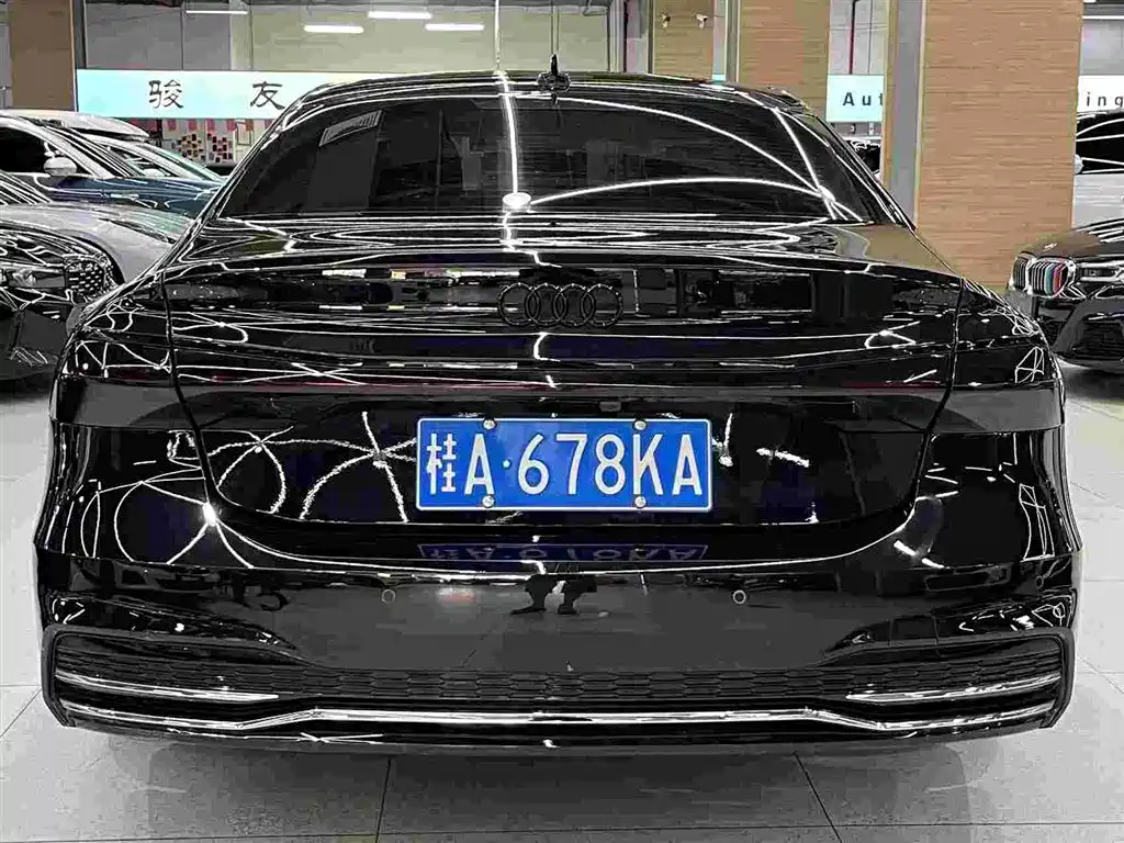 Audi A7L — миниатюра 4