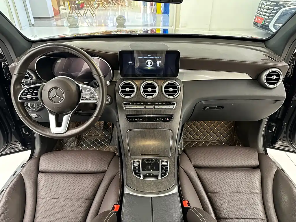 Mercedes-Benz GLC — миниатюра 21